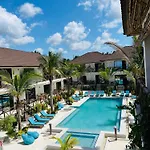 Sand Beach Boutique